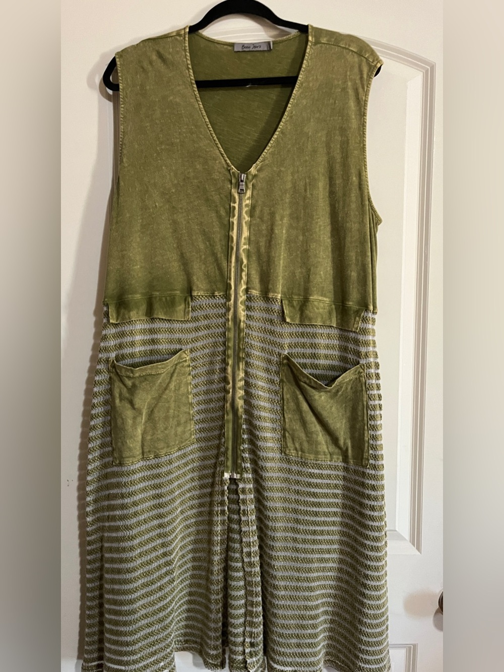 Beau Jours Olive Green Sleeveless Zip-Front Dress Lg Versatile Casual
Comfy